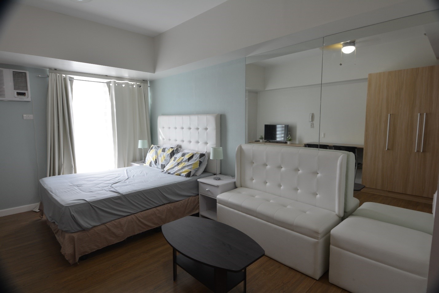 For real estate purchases of properties in the city area, studio type (one room) is recommended for investment purposes! Many people live alone, so it's easy to find a renter.♪