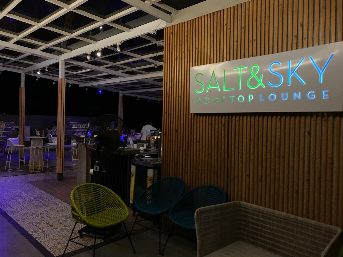 Guests staying overnight may claim their welcome drinks at the Salt and Sky restaurant located at the roof deck of Solea Seaview building. They are open from 4:00 pm to 11:00 pm daily. 
