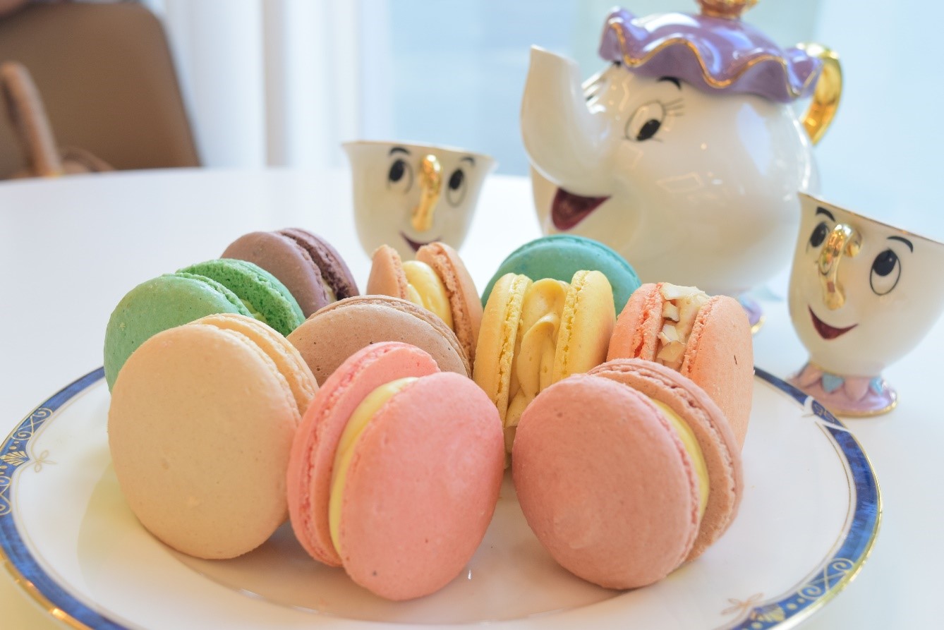 Cute colorful macaroons lined up.