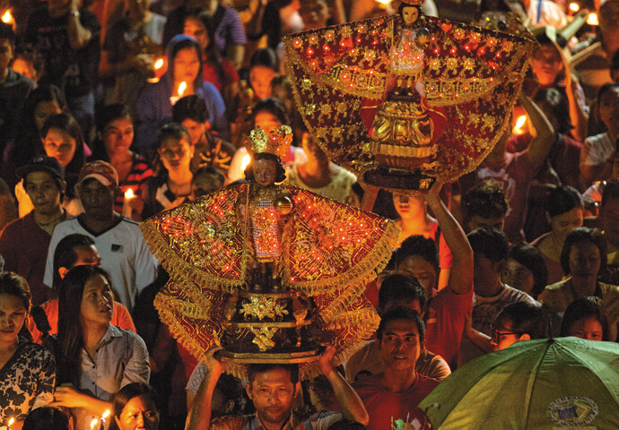 Experience the grandest festival in the Philippines - Sinulog!
