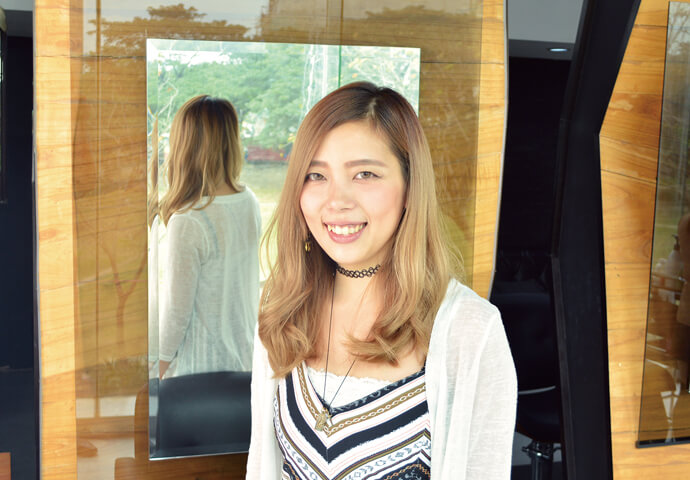 A popular hair & nail salon that can answer any high aesthetic request.