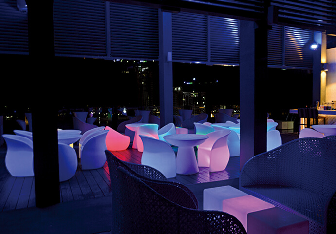 Relaxing ambience with cool music to relieve stress while you socialize.