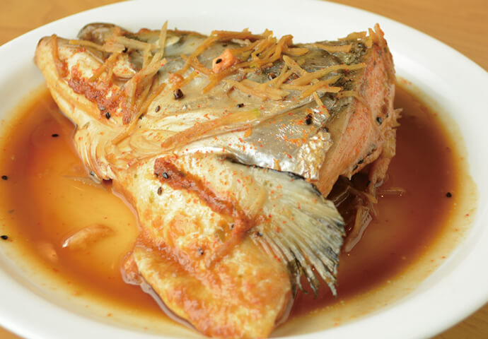 Their boiled salmon bones has many local fans! (P335)